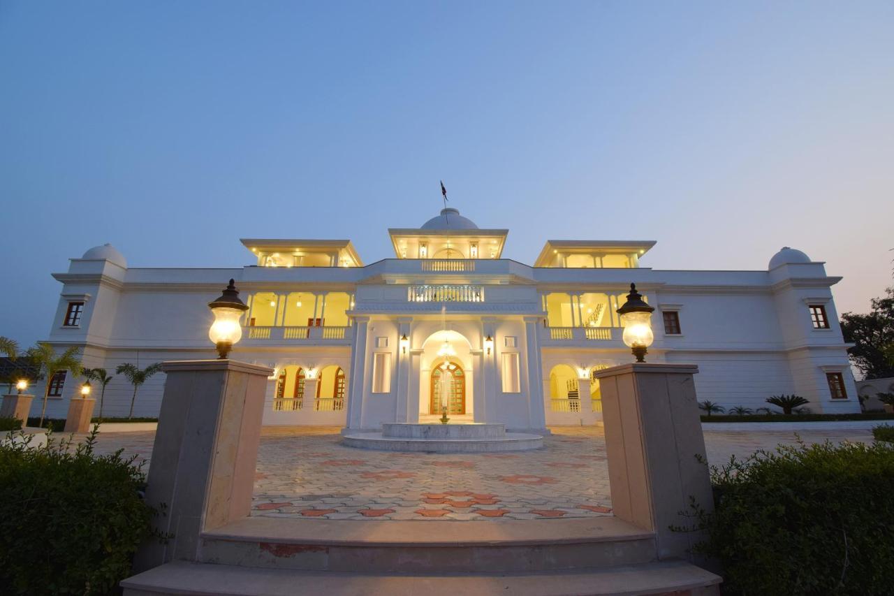 Umaid Farm Resort- A Legancy Vintage Stay In Dzsaipur Kültér fotó