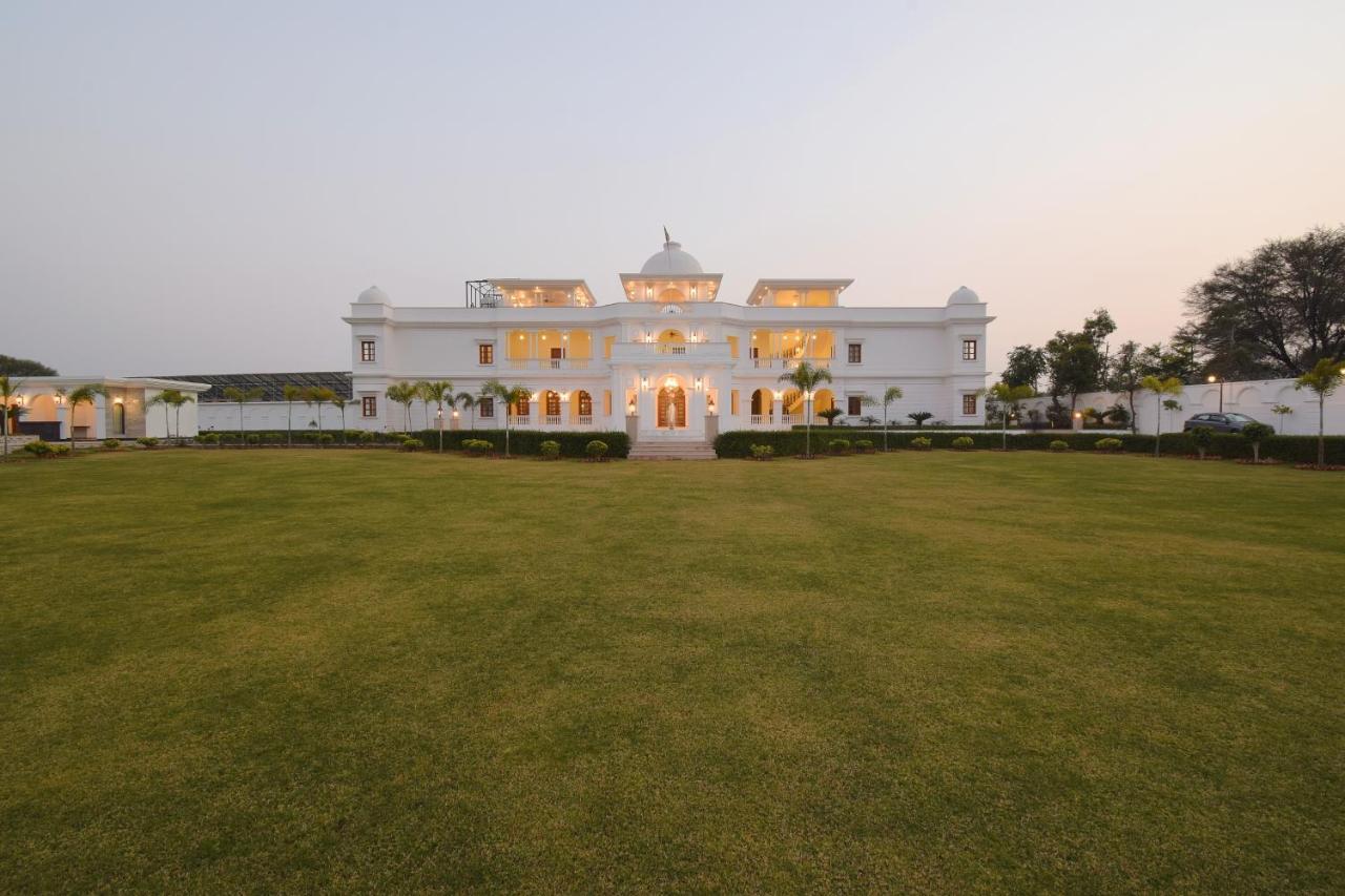 Umaid Farm Resort- A Legancy Vintage Stay In Dzsaipur Kültér fotó