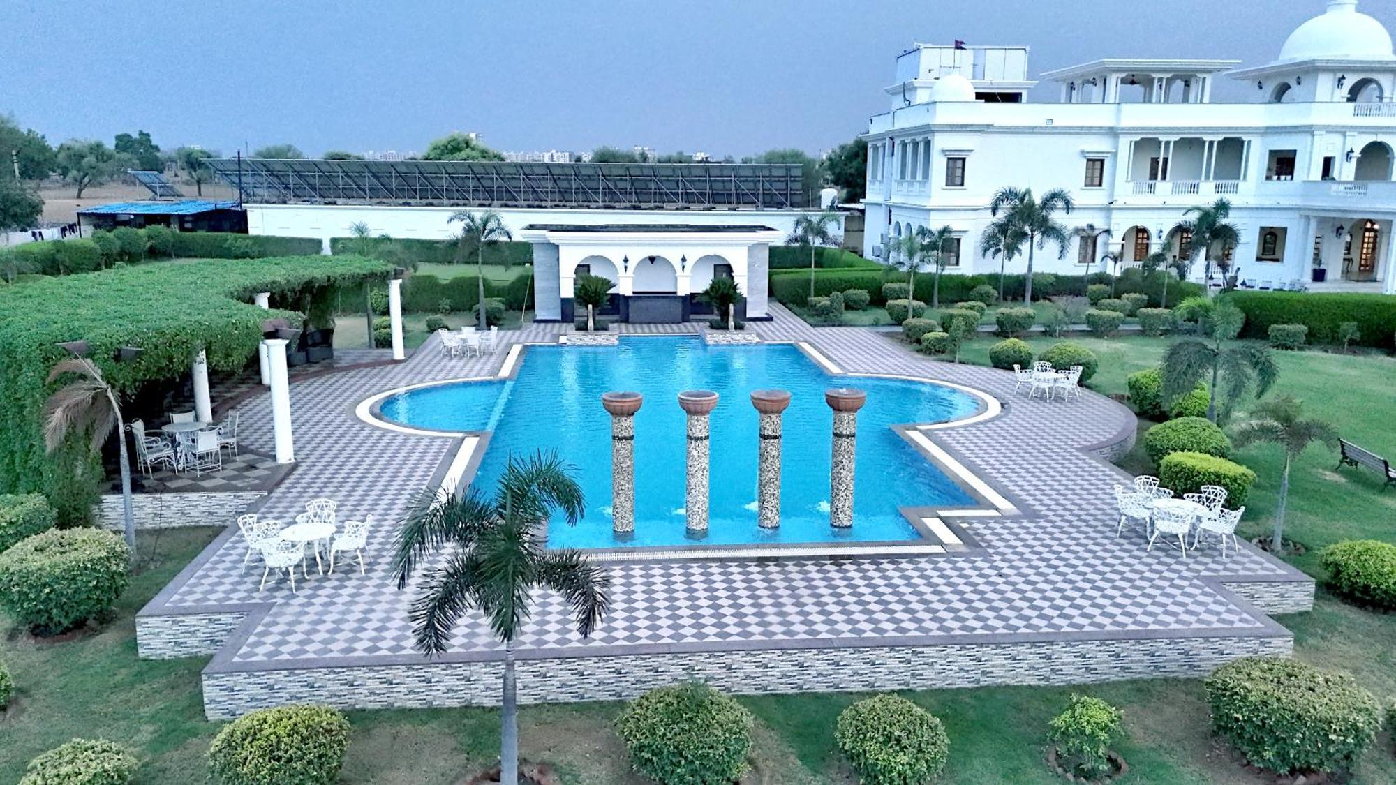 Umaid Farm Resort- A Legancy Vintage Stay In Dzsaipur Kültér fotó