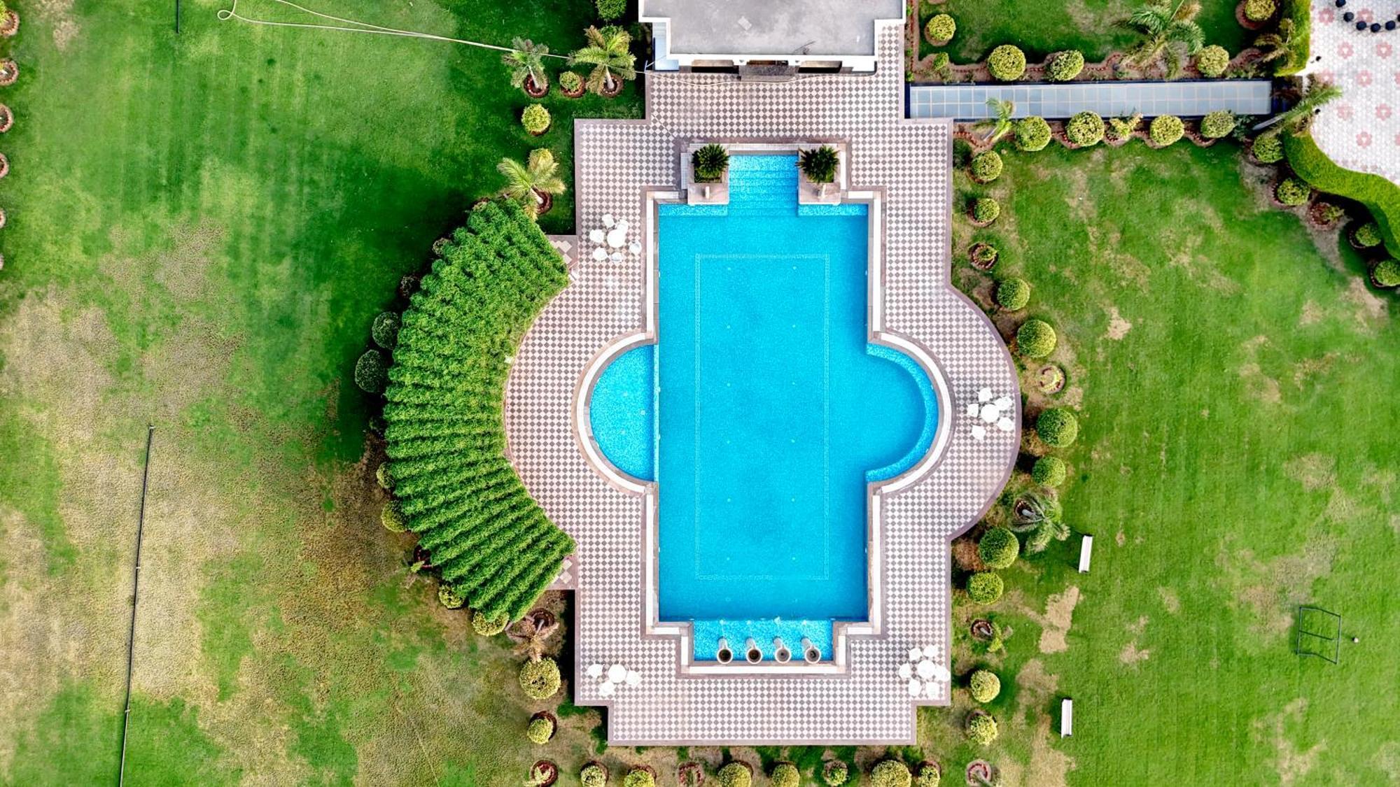 Umaid Farm Resort- A Legancy Vintage Stay In Dzsaipur Kültér fotó