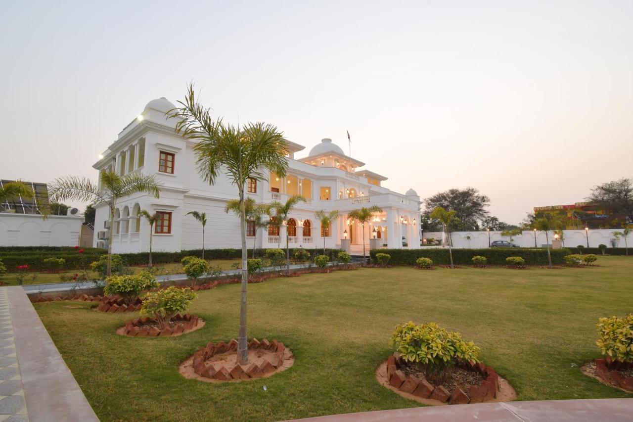 Umaid Farm Resort- A Legancy Vintage Stay In Dzsaipur Kültér fotó